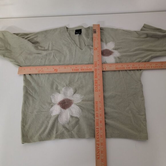 Aaeda Floral Sweater Womens Size Medium Green Boho Cottage Knit Oversized V Neck - Picture 7 of 9